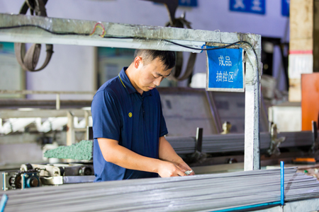 303F��������