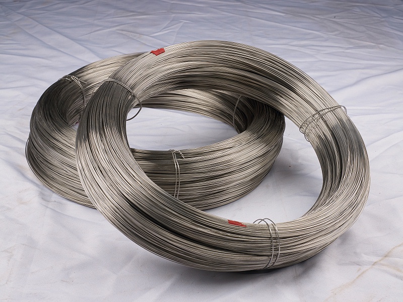 ̼�����Բ�����߲ĵ�Ӱ��